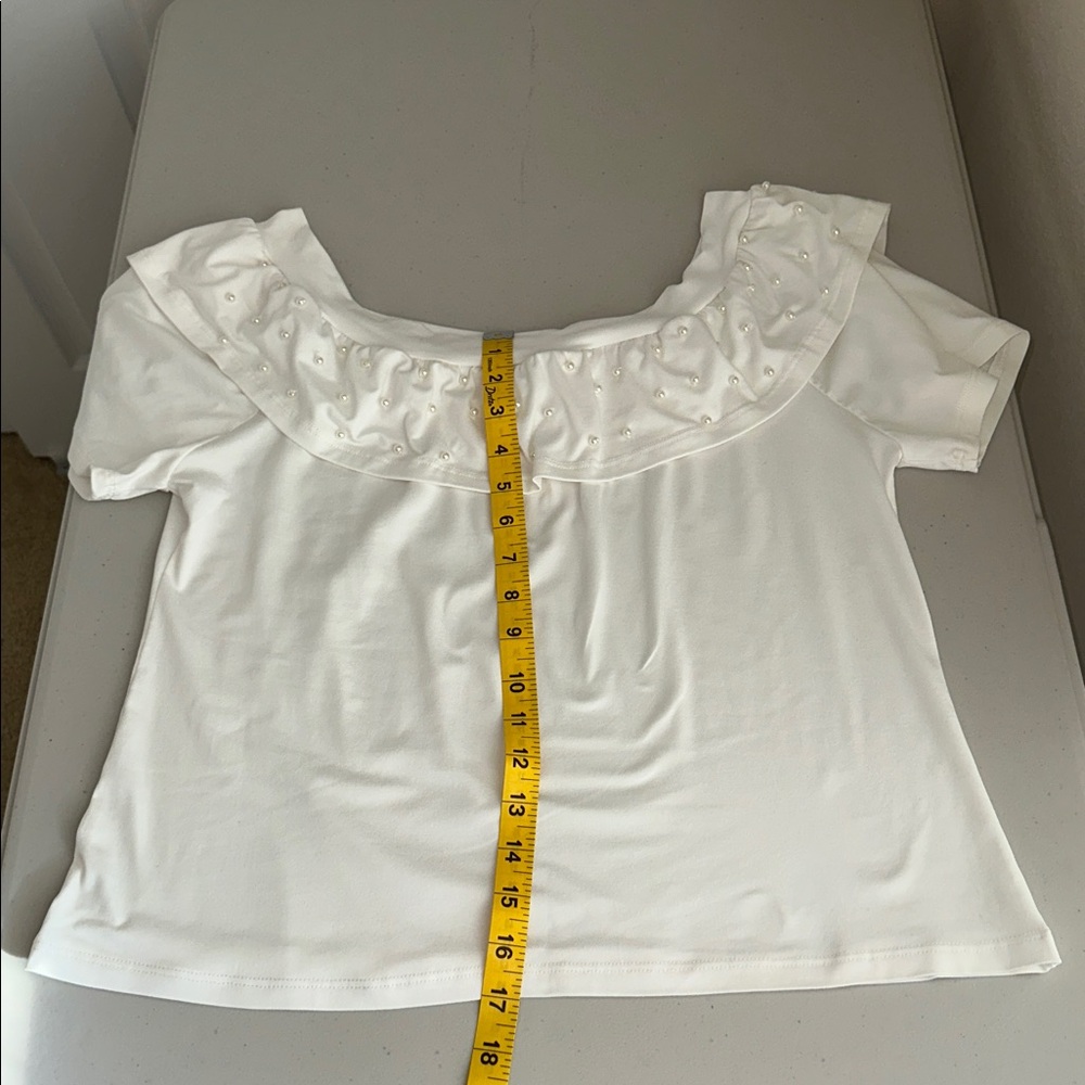 Elegant JULYS & JK  women’s blouse. Size Large - Picture 10 of 12